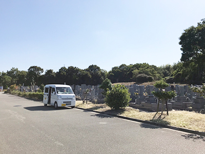明石市・石ヶ谷墓園での戒名彫刻【施工実績706件以上】｜担当・近藤が対応の流れと費用を解説