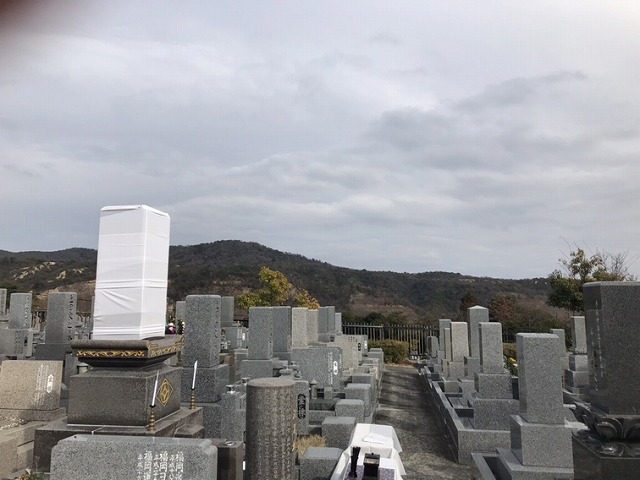 長崎から宝塚市・長尾山霊園へ──お墓の引越し【施工実績128件】を担当・塩田が解説